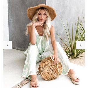 Vici jumpsuit tie die